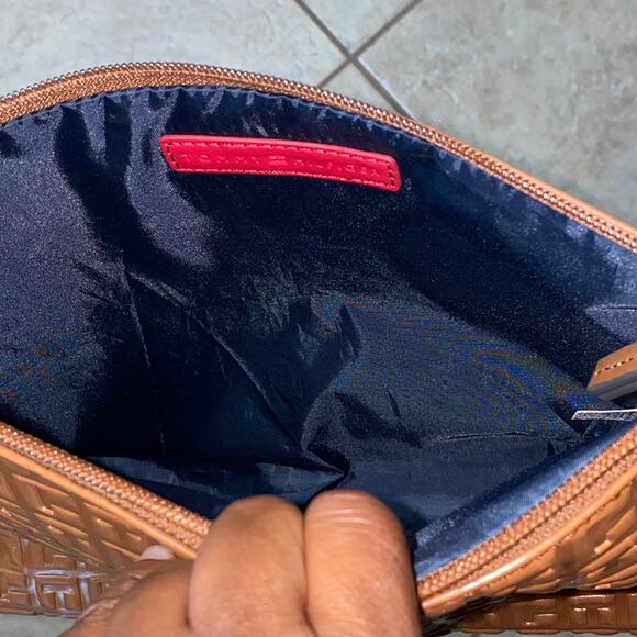 Tommy Hilfiger Faux Leather TH Embossed Brown Gold Accent Zipped Pouch Bag 13"x8 - Picture 8 of 12